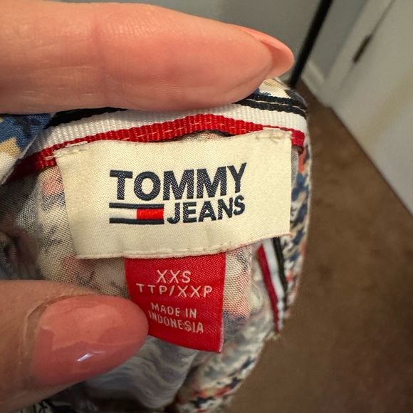 Tommy Hilfiger Blouse Size XXS - Picture 2 of 4